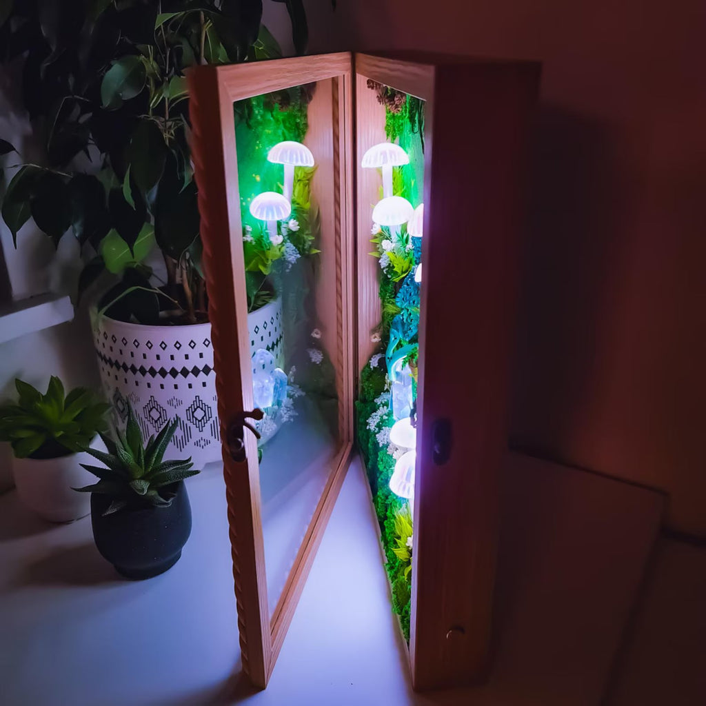 Fantasy Forest Mushroom Lamp – Handcrafted LED Wall Light
