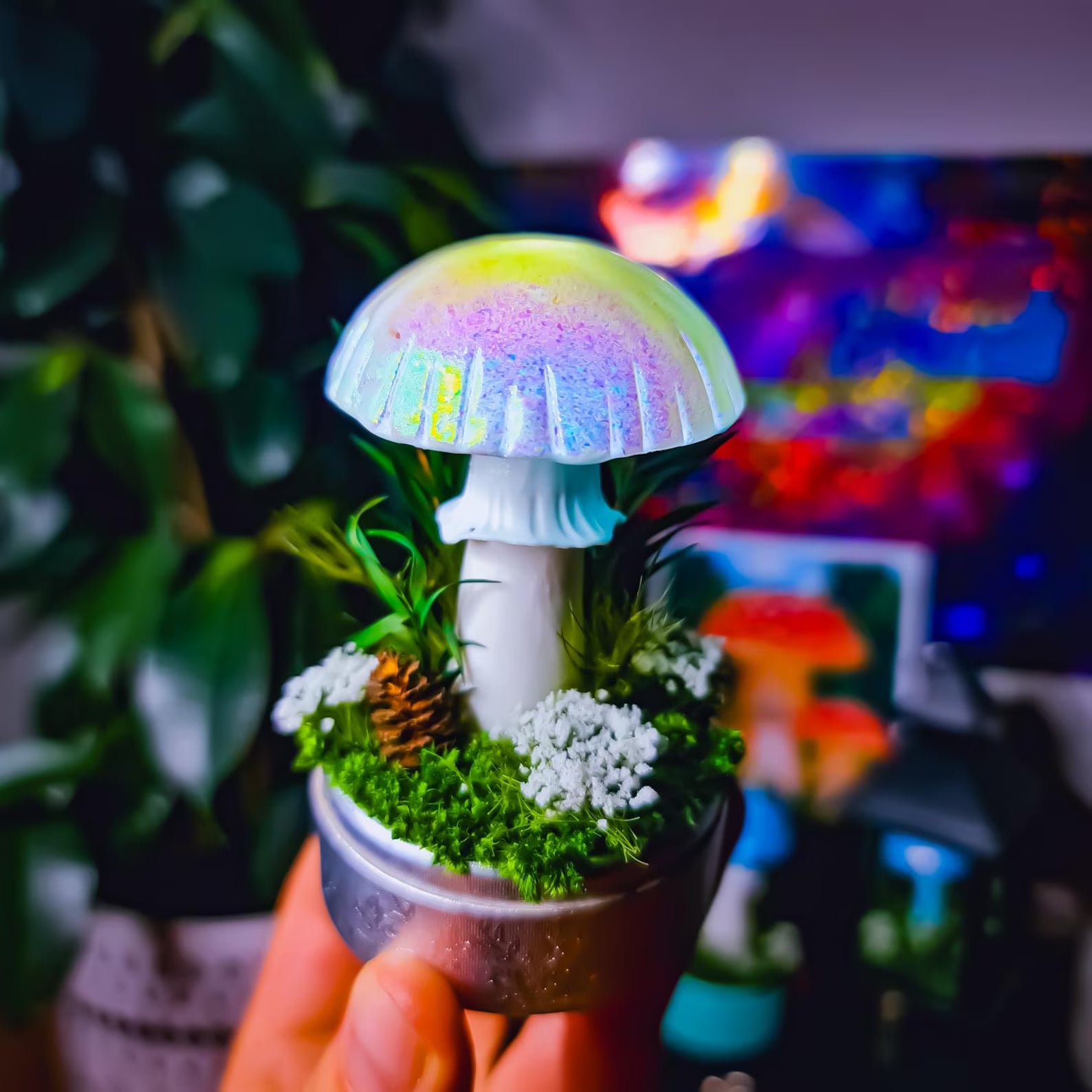 Fairy Forest Mushroom Night Light – Hand‑Crafted Glowing Amanita & Crystal Sculpture