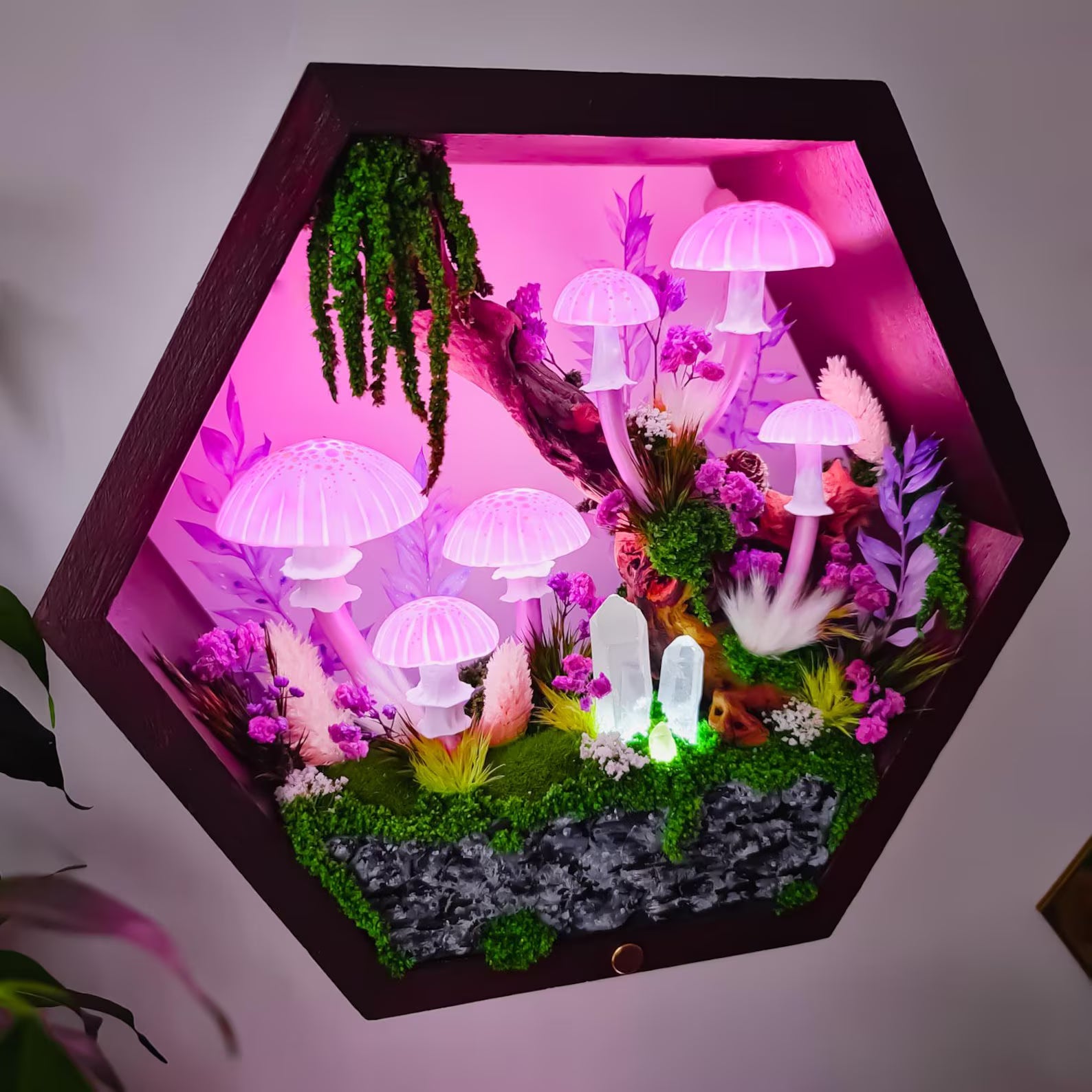 Handmade Pink Amanita Mushroom Wall Lamp – Glowing LED Fantasy Night Light | Cottagecore Fairy Forest Décor