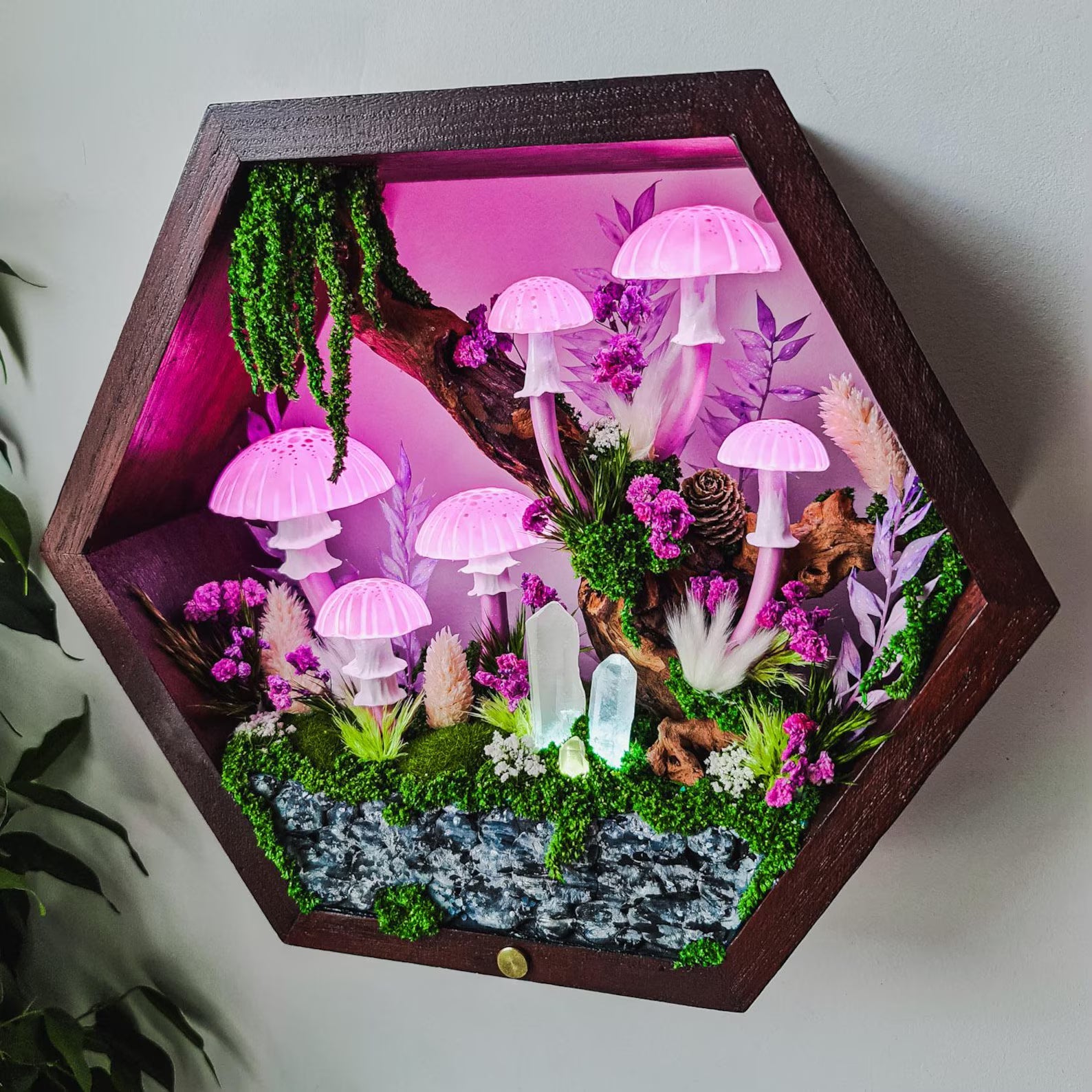 Handmade Pink Amanita Mushroom Wall Lamp – Glowing LED Fantasy Night Light | Cottagecore Fairy Forest Décor